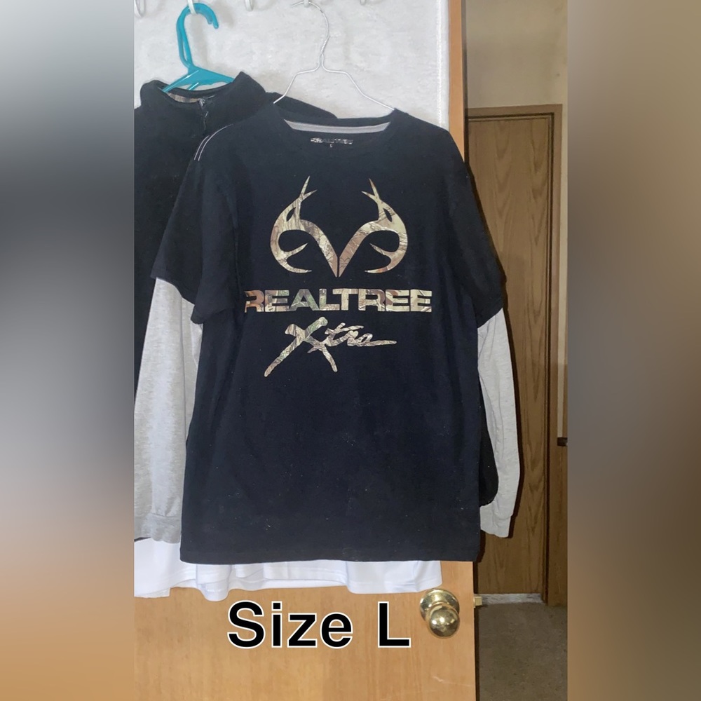 Mens lrg Real Tree tshirts $15 for both T shirts